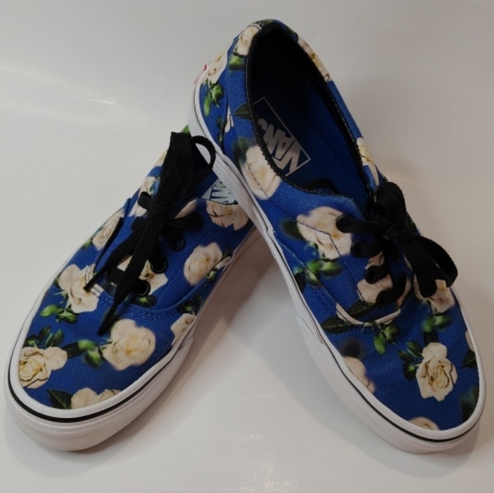 Vans Era Skate Shoes Romantic Floral Men’s 6 Women’s Size 7.5 Blue White Roses